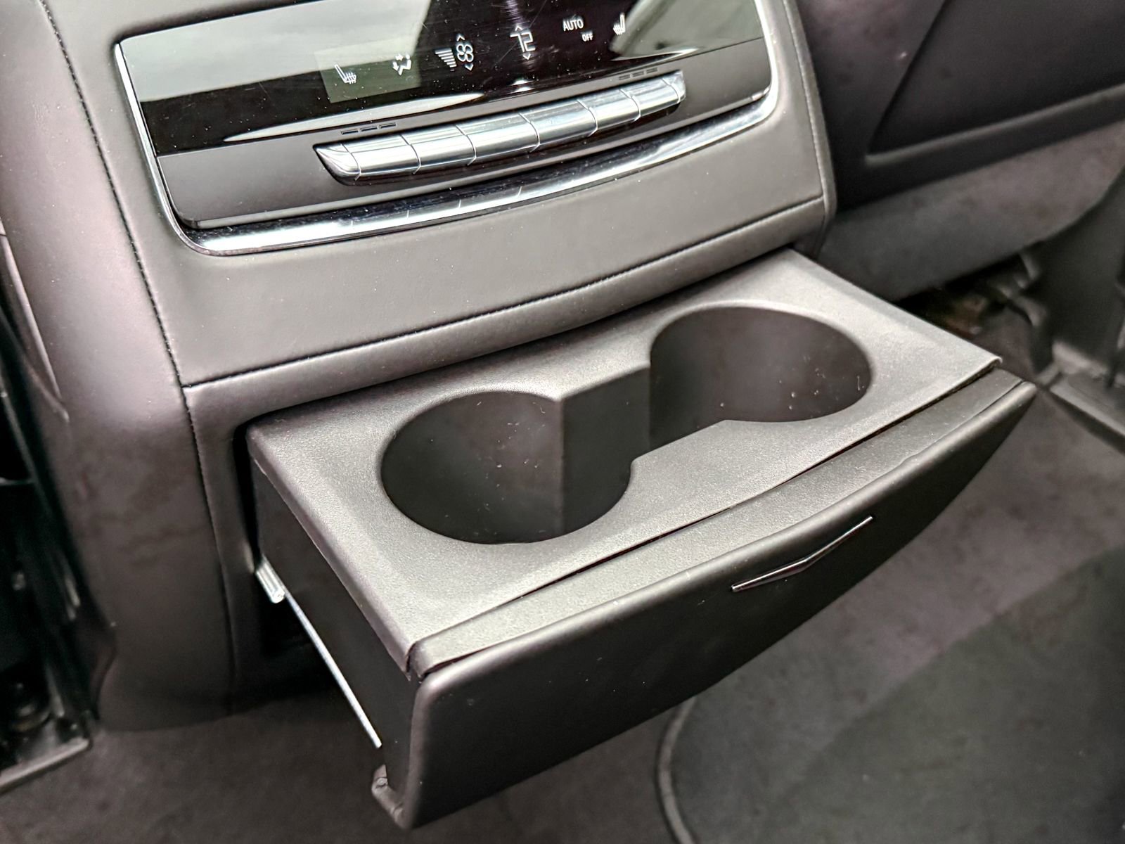 Used 2023 Cadillac Escalade Sport Platinum image 40