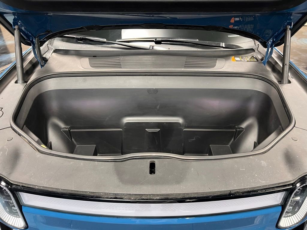 Used 2022 Rivian R1T Adventure image 20