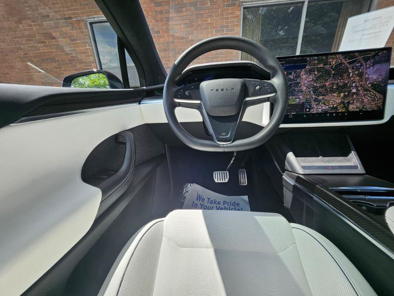 Used 2023 Tesla Model X Plaid AWD/4WD image 5