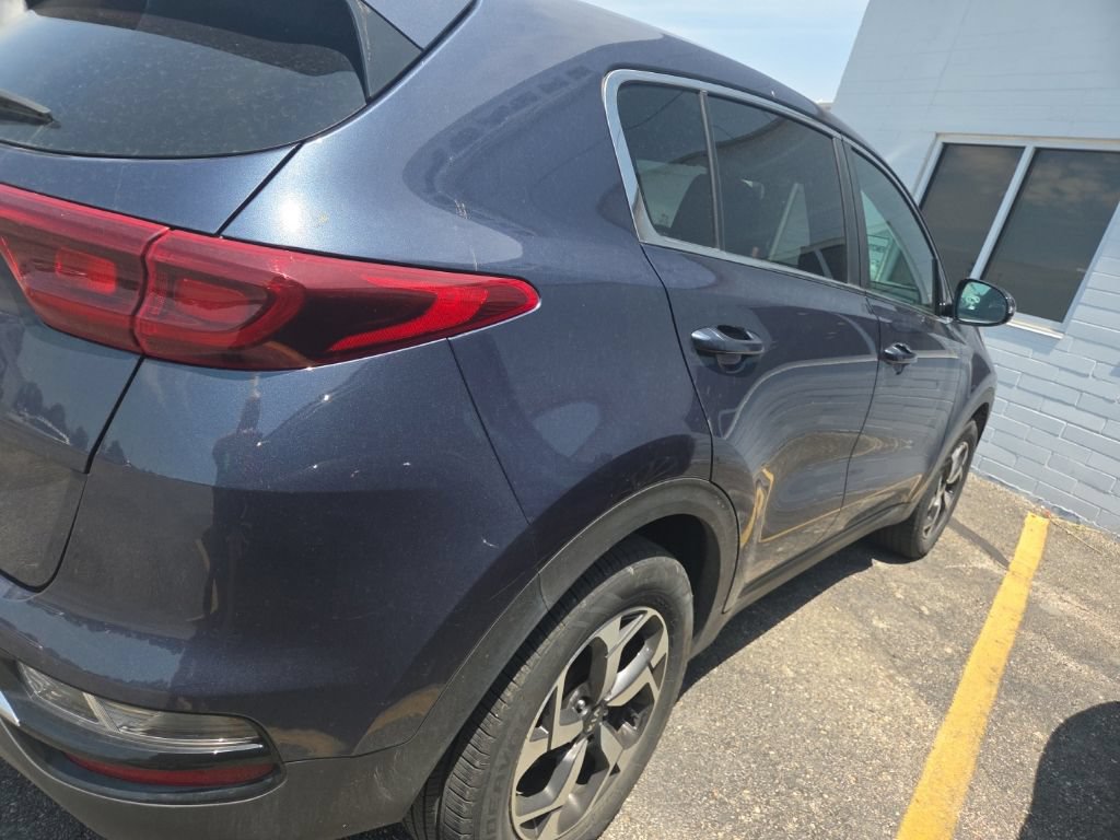 Used 2021 Kia Sportage LX w/ LX Fwd Popular Package image 11