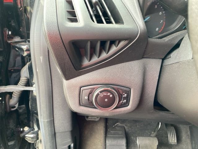 Used 2017 Ford Transit Connect XLT image 29