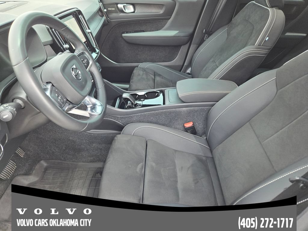 Certified 2023 Volvo C40 P8 Recharge Ultimate w/ Protection Package Premier AWD/4WD image 10