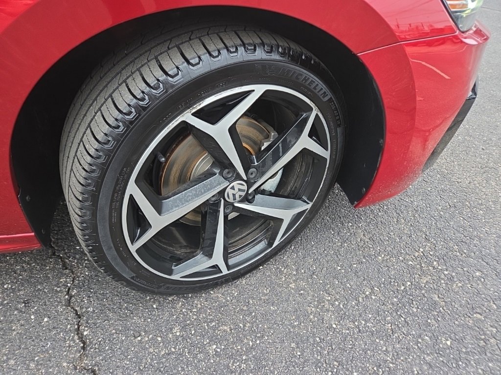 Used 2021 Volkswagen Passat 2.0T R-Line image 8