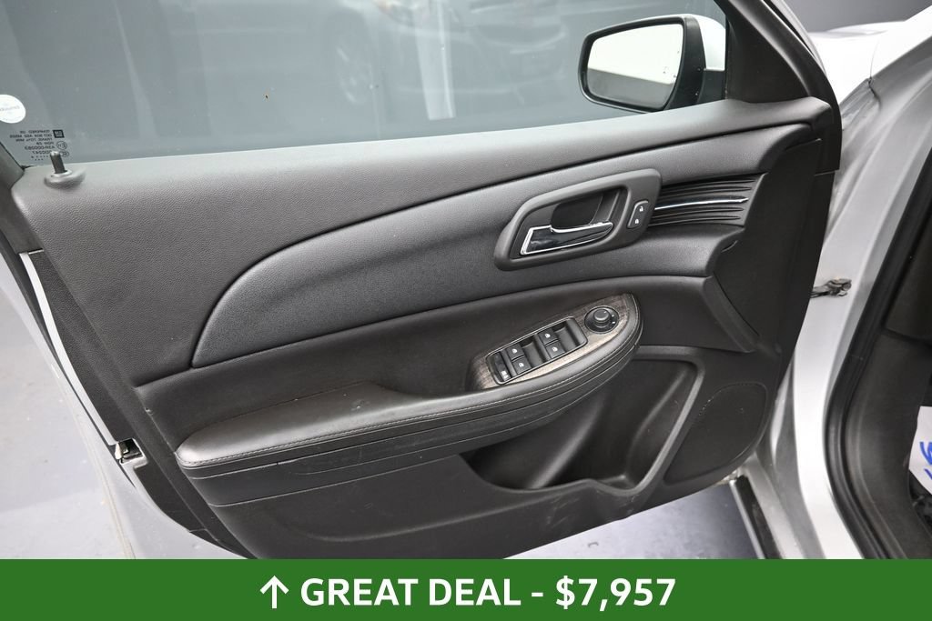 Used 2014 Chevrolet Malibu LT FWD image 26