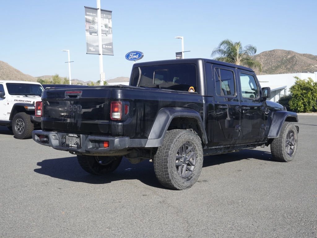 Used 2024 Jeep Gladiator Sport image 4