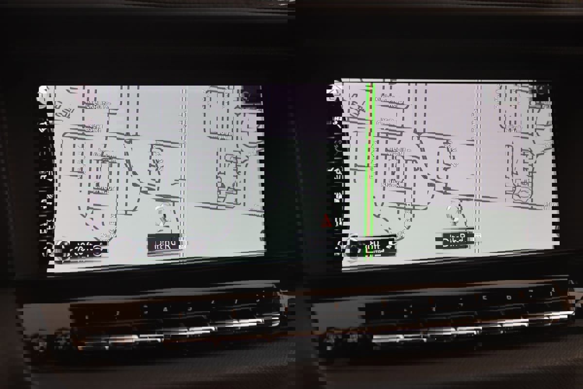 Used 2024 Rolls-Royce Cullinan Black Badge image 10