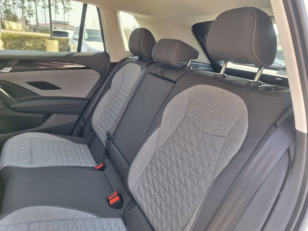 Used 2025 Volkswagen Tiguan S image 22