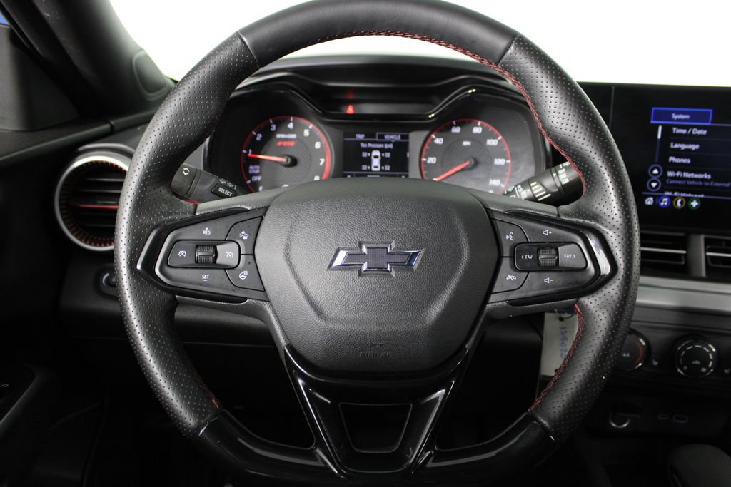 Used 2024 Chevrolet Trax RS w/ Driver Confidence Package FWD image 9