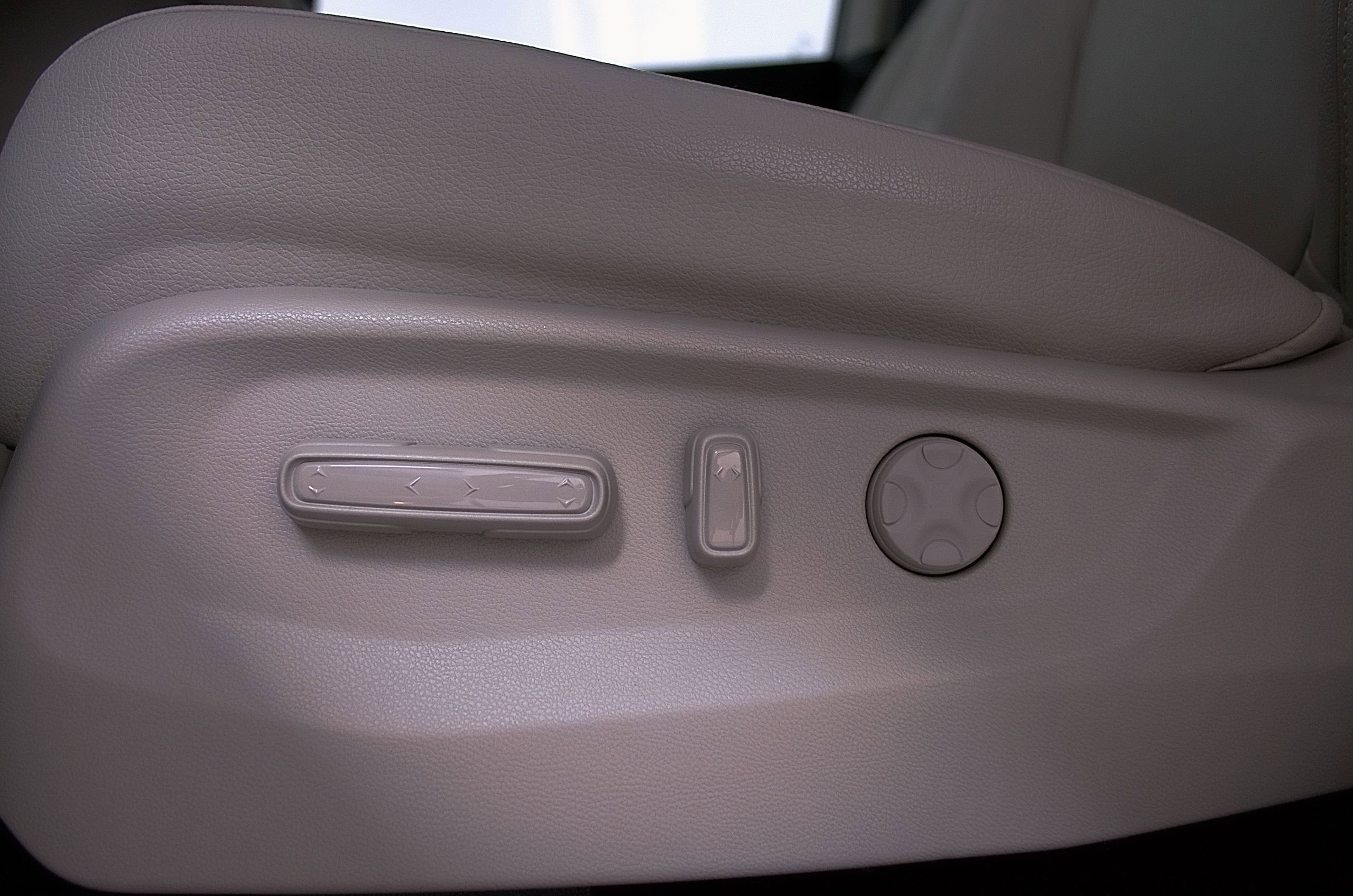 Used 2026 Honda Odyssey EX-L image 17