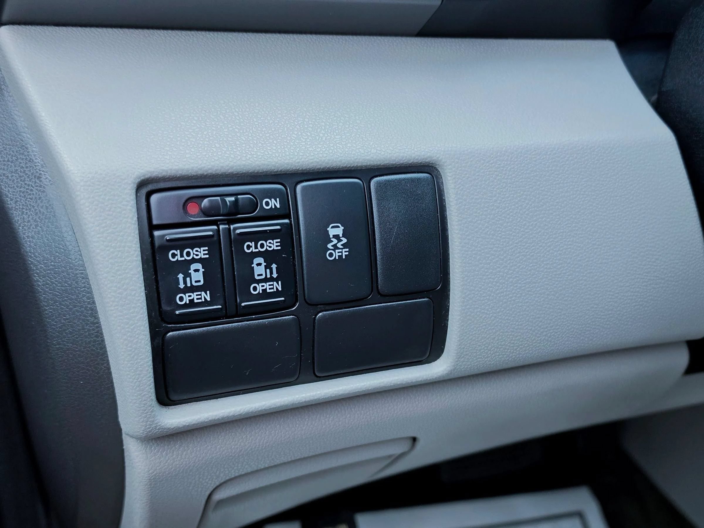 Used 2014 Honda Odyssey EX image 21