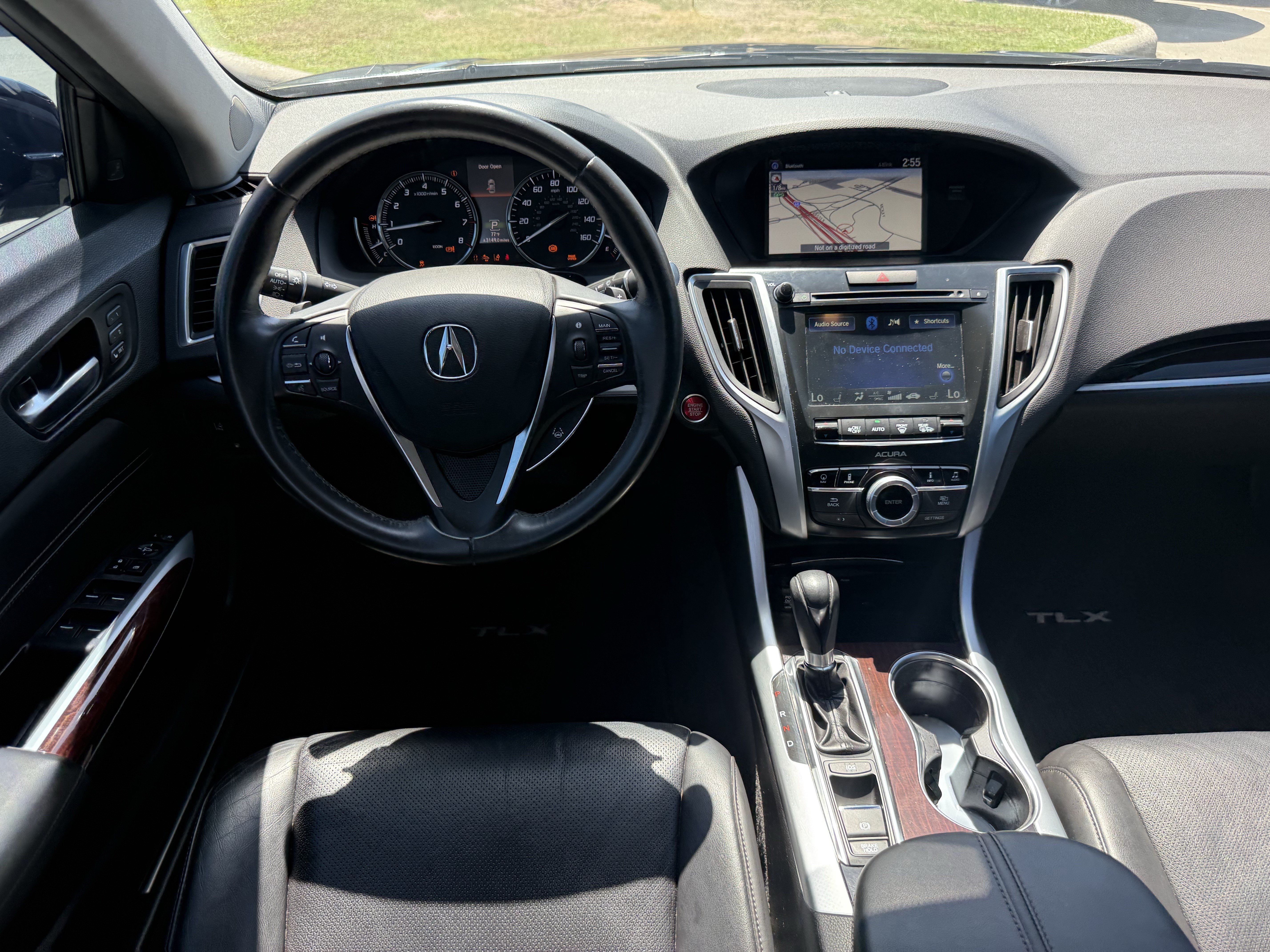 Used 2015 Acura TLX w/ Technology Package FWD image 14