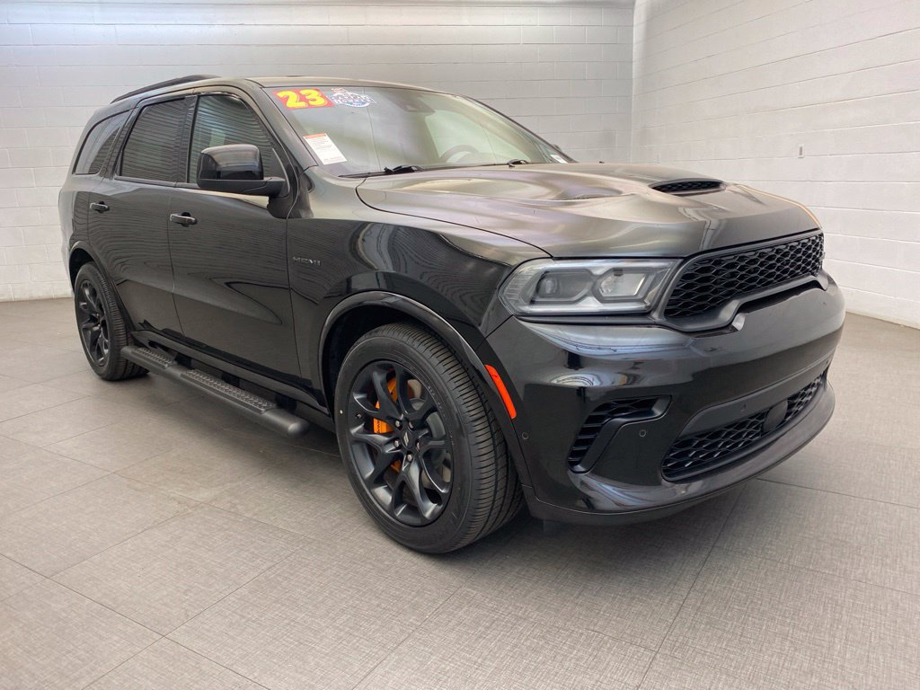 Used 2023 Dodge Durango R/T w/ Hemi Orange Plus Package AWD/4WD image 5