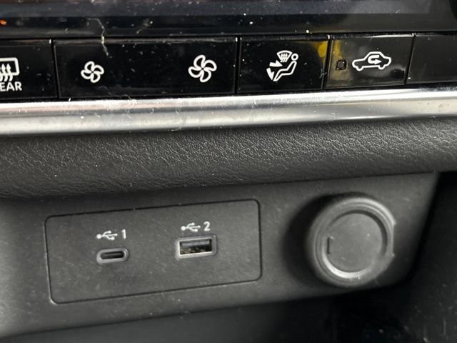 Certified 2023 Nissan Rogue SV image 16