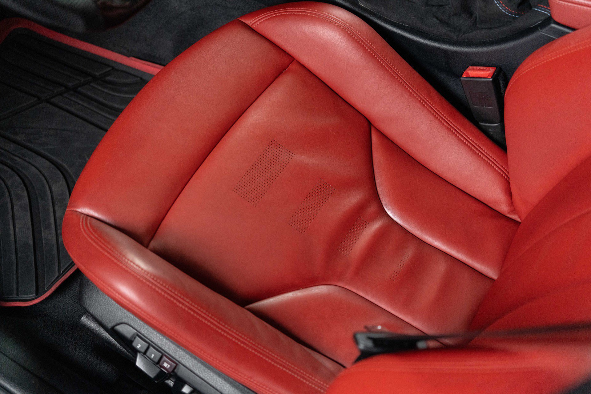 Used 2015 BMW M3 RWD image 63