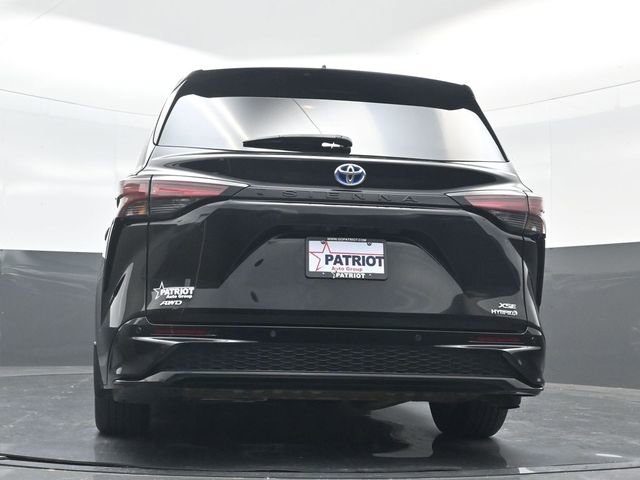 Used 2022 Toyota Sienna XSE AWD/4WD image 52