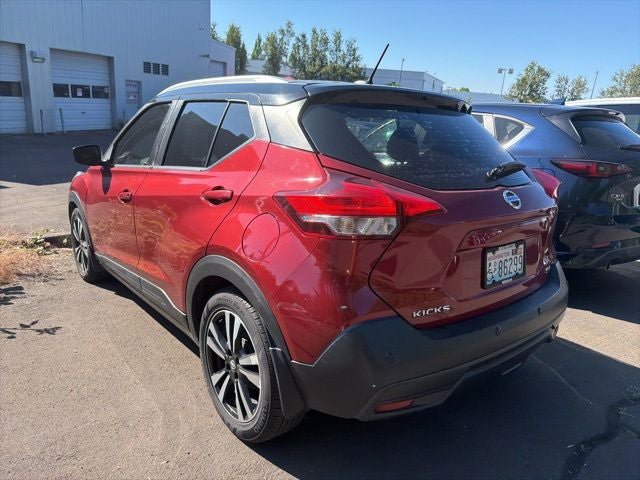 Used 2020 Nissan Kicks SV FWD image 3