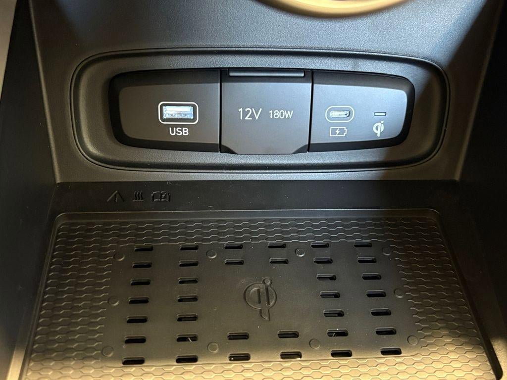 New 2026 Hyundai Venue SEL FWD image 38
