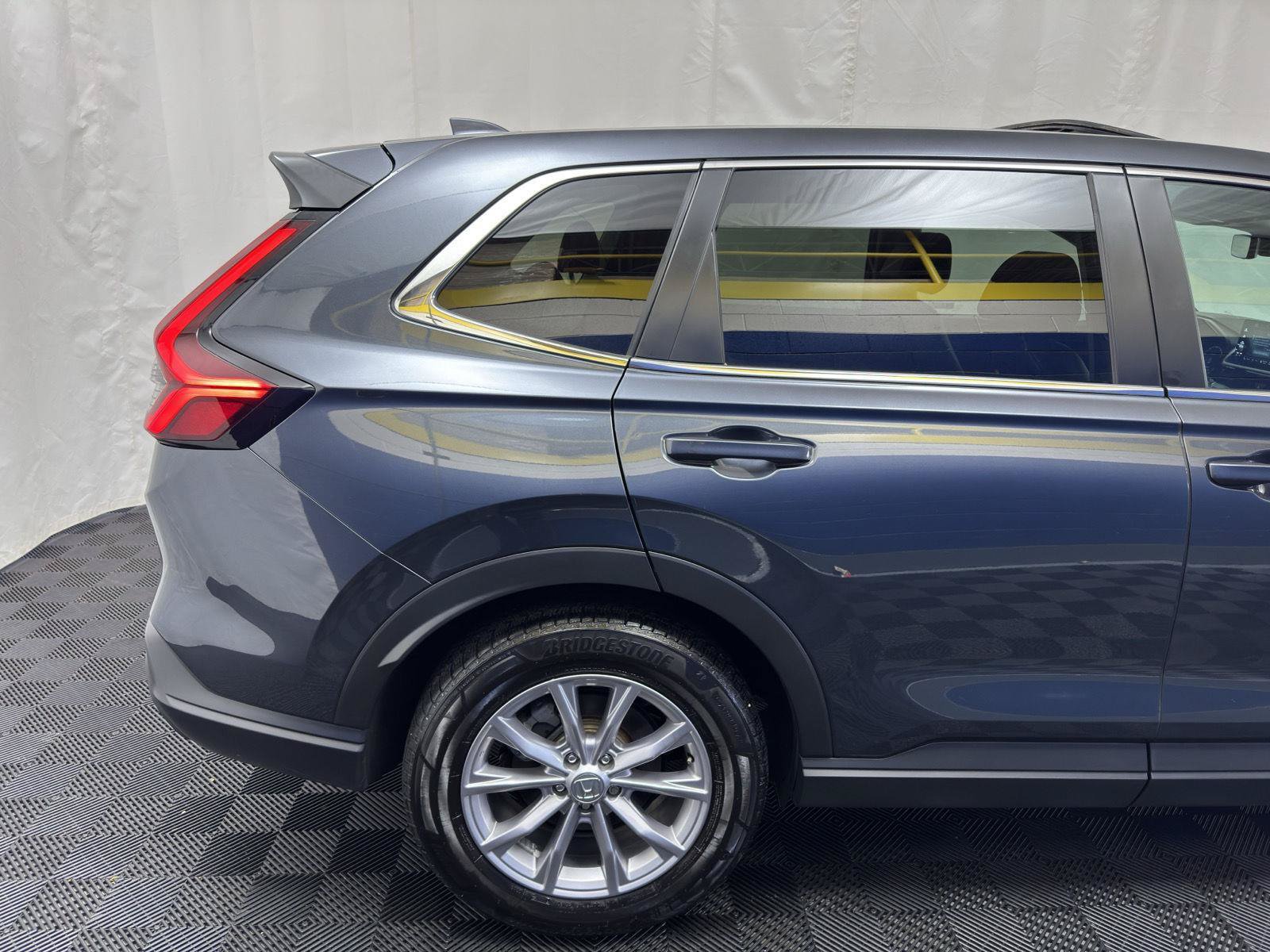 Used 2024 Honda CR-V EX-L image 9