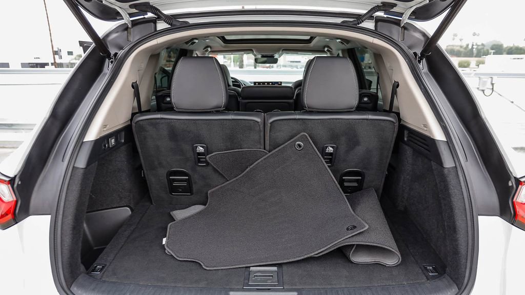 Used 2022 Acura MDX FWD w/ Technology Package image 30