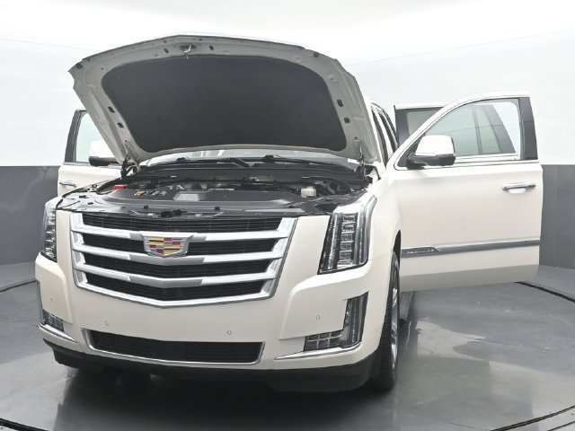 Used 2015 Cadillac Escalade Premium AWD/4WD image 54