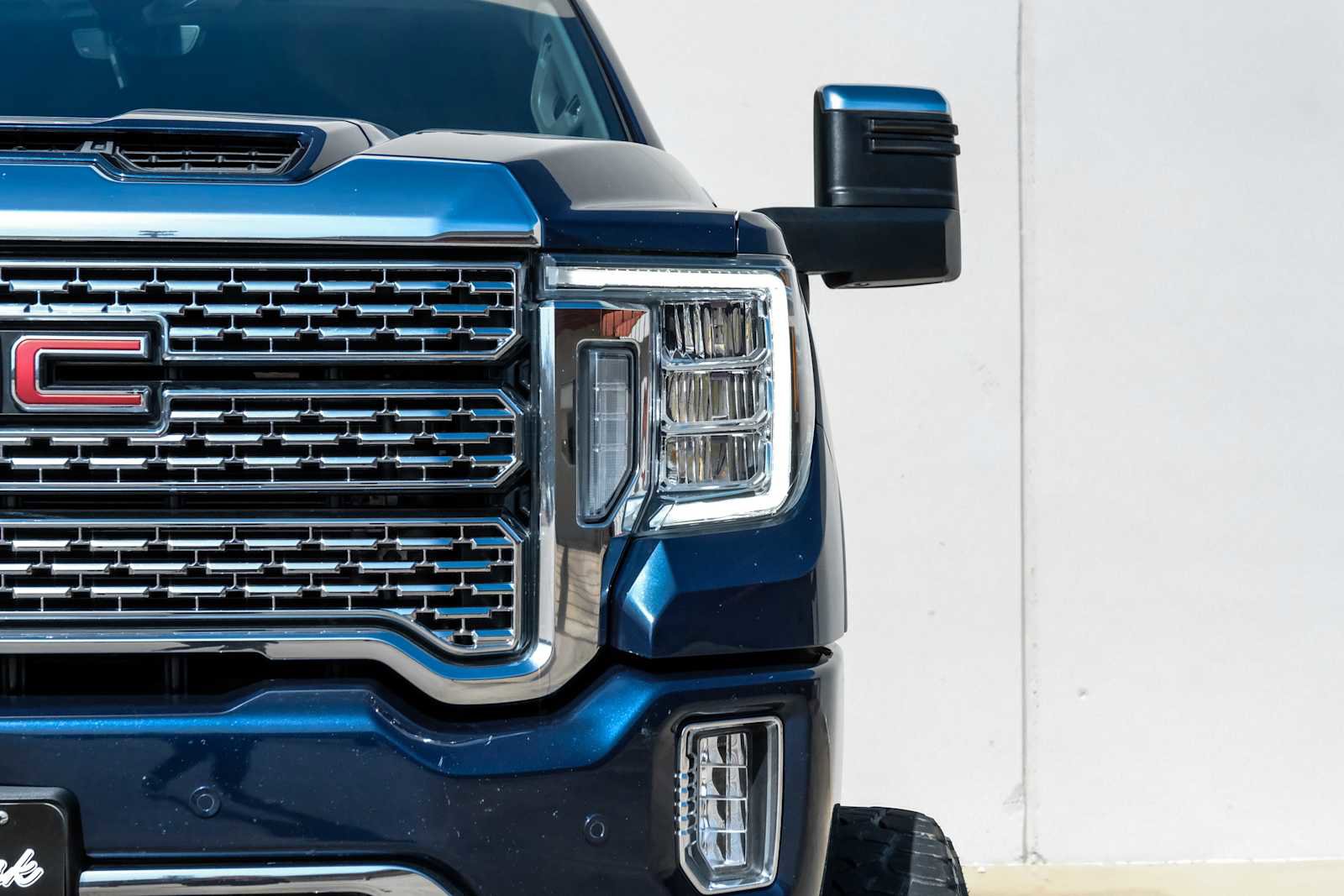 Used 2023 GMC Sierra 2500 Denali w/ Denali Ultimate Package image 52