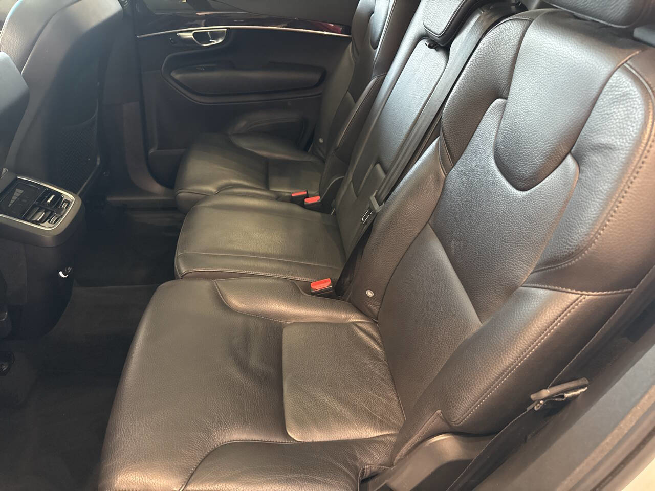 Used 2019 Volvo XC90 T6 Momentum w/ Advanced Package AWD/4WD image 29