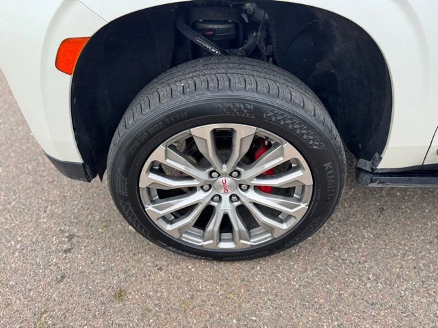 Used 2022 GMC Yukon Denali AWD/4WD image 9