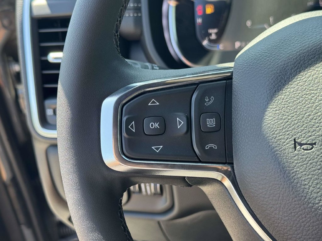 New 2026 RAM 2500 Laramie AWD/4WD image 23