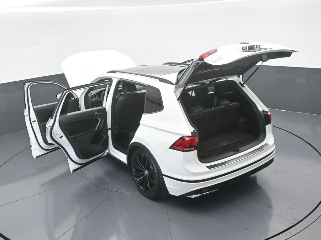 Used 2020 Volkswagen Tiguan SE R-Line image 68