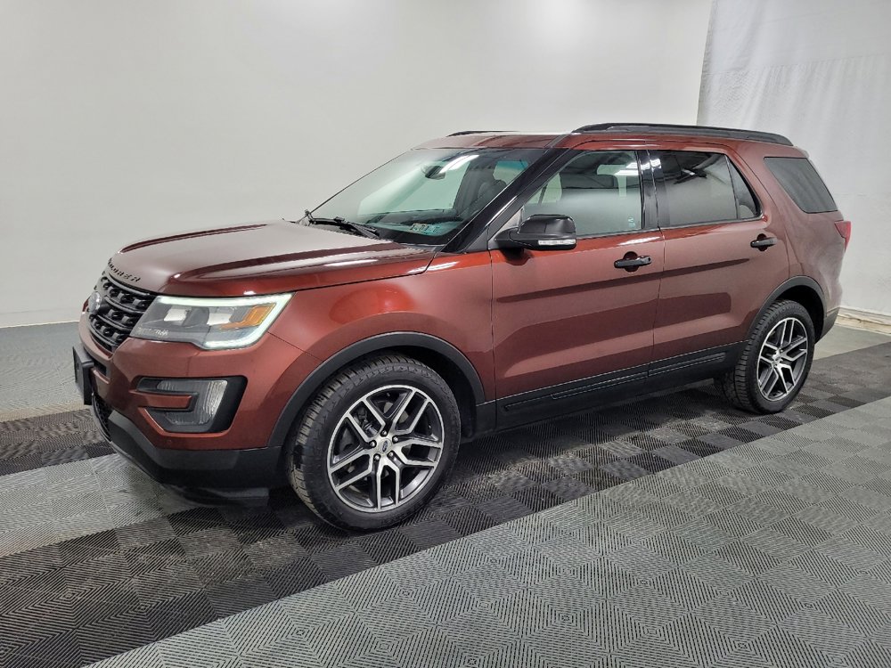 Used 2016 Ford Explorer Sport w/ Equipment Group 401A image 2