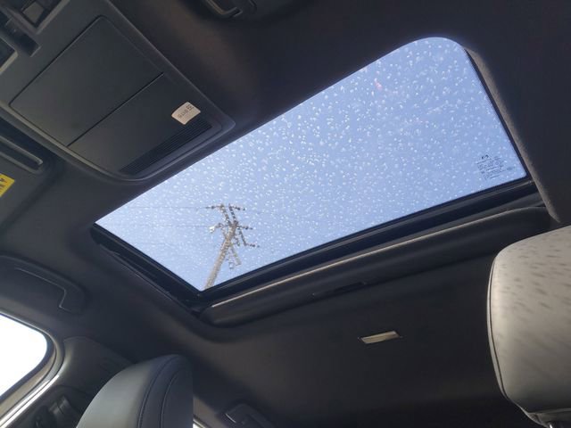 New 2026 MAZDA MAZDA3 Hatchback w/Premium Plus Pkg image 6