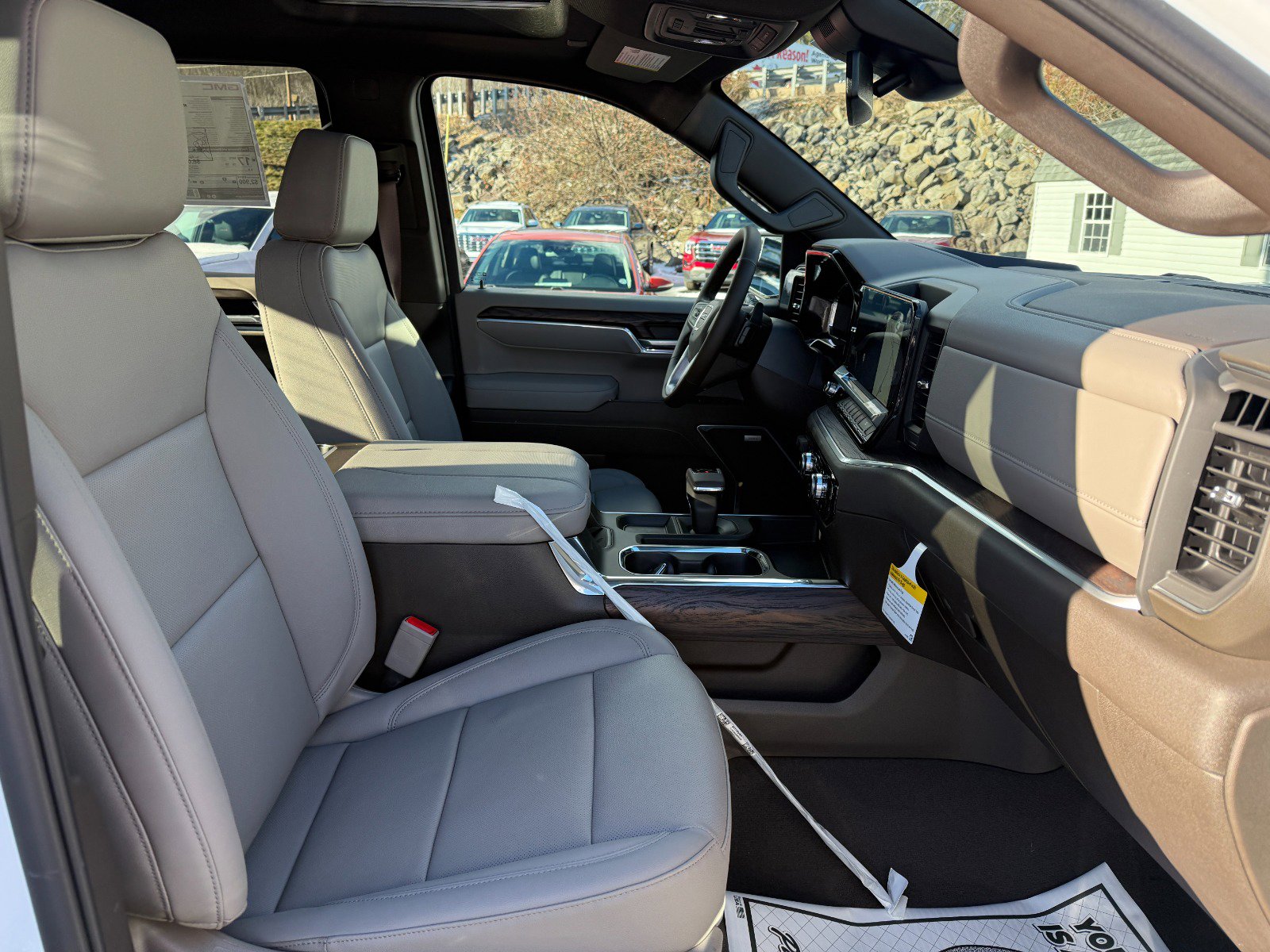 New 2026 GMC Sierra 1500 SLT w/ SLT Premium Package image 22