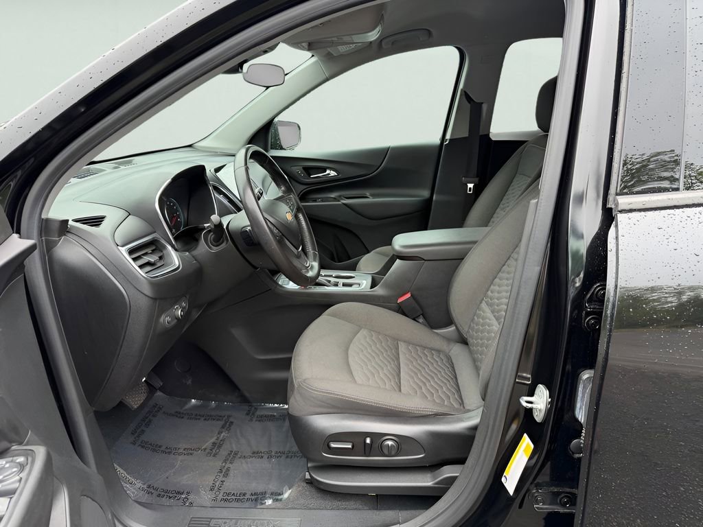 Used 2020 Chevrolet Equinox LT FWD image 17