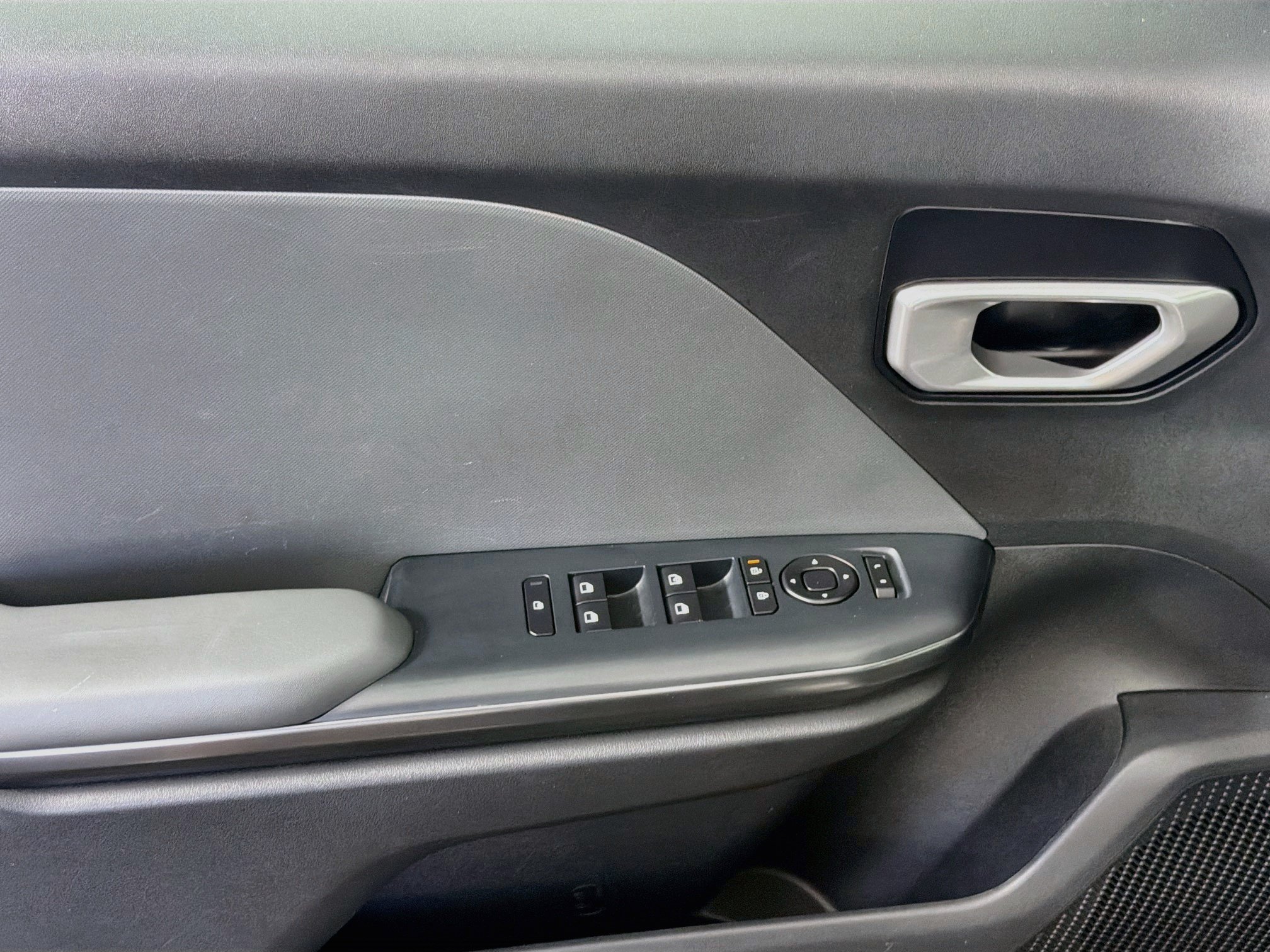 Used 2025 Kia K4 FWD image 15