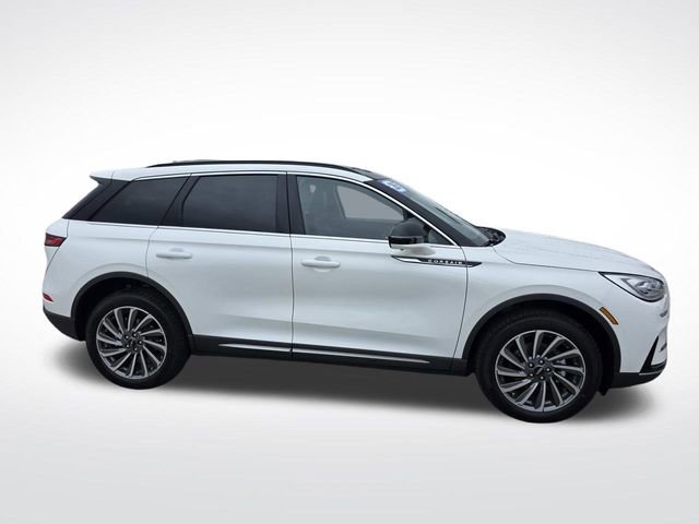 New 2026 Lincoln Corsair Reserve image 2