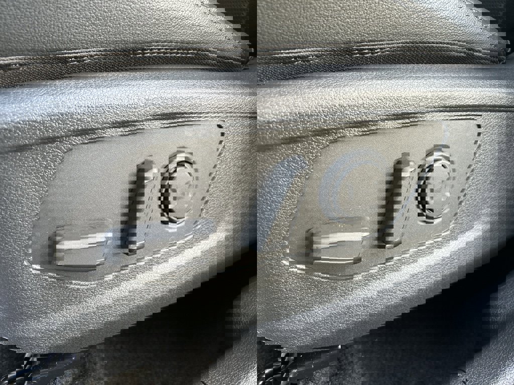 New 2026 Kia Sportage EX image 19