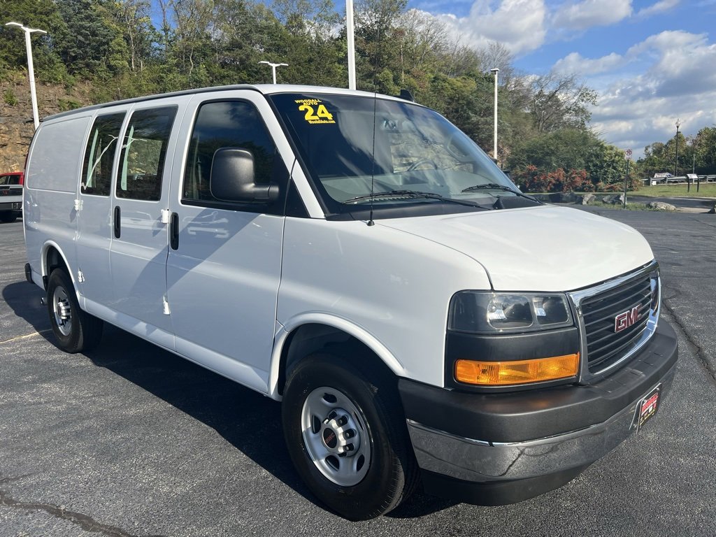 Used 2024 GMC Savana 2500 w/ Driver Convenience Package image 1