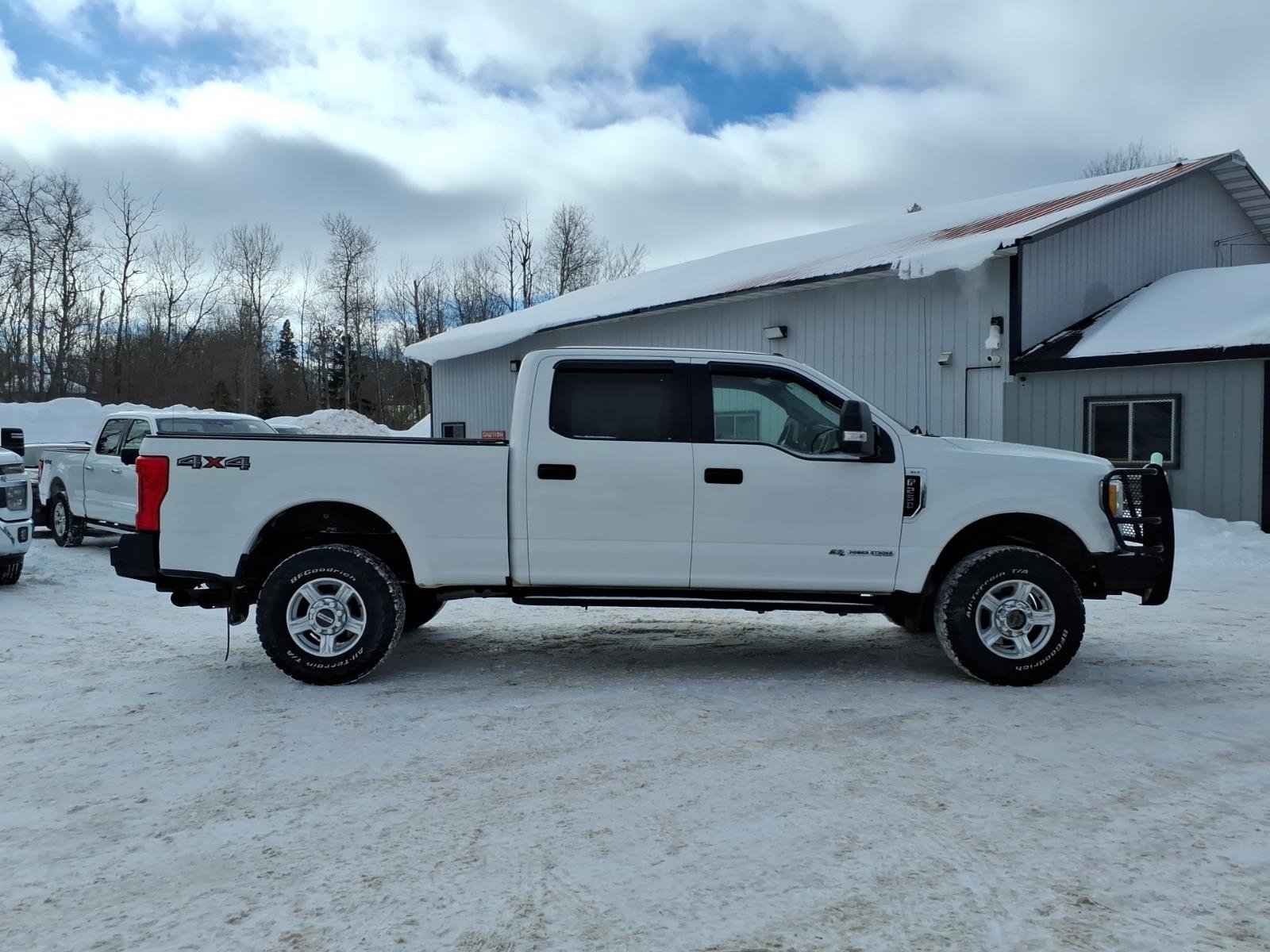 Used 2017 Ford F250 XLT image 7