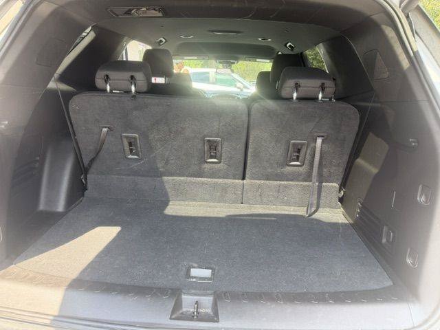 Used 2022 Chevrolet Traverse LT w/ LPO, Floor Liner Package AWD/4WD image 13
