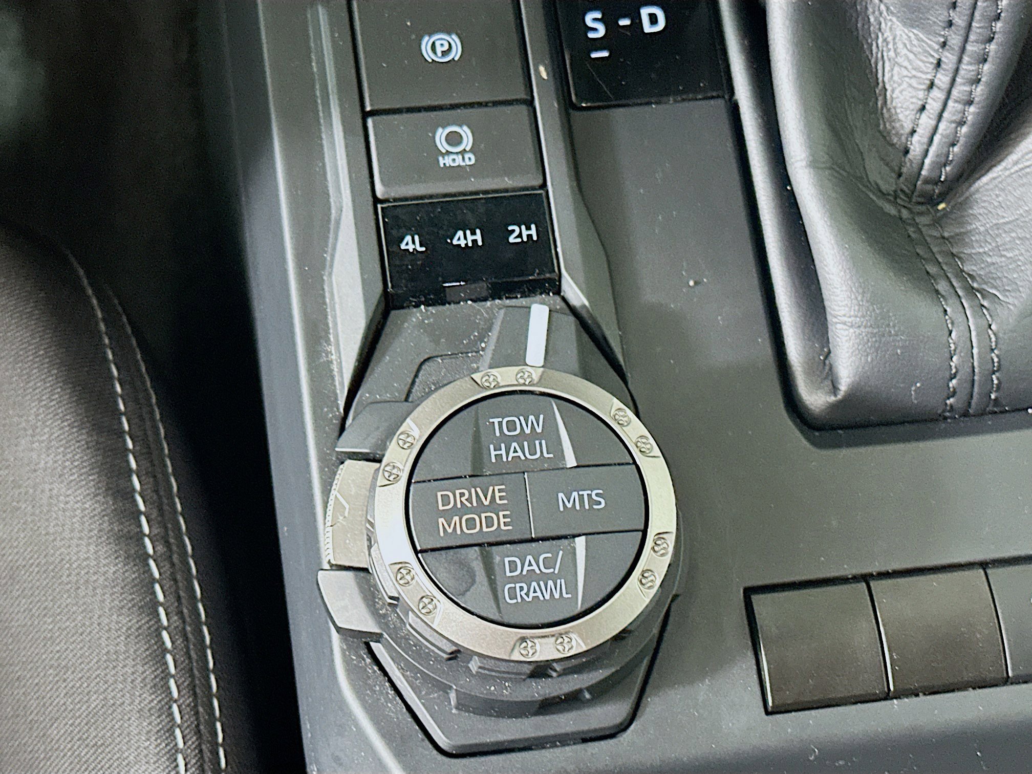 Used 2025 Toyota Tacoma TRD Off-Road image 26