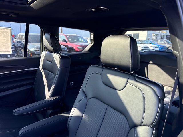 New 2026 Jeep Grand Cherokee L Limited AWD/4WD image 27