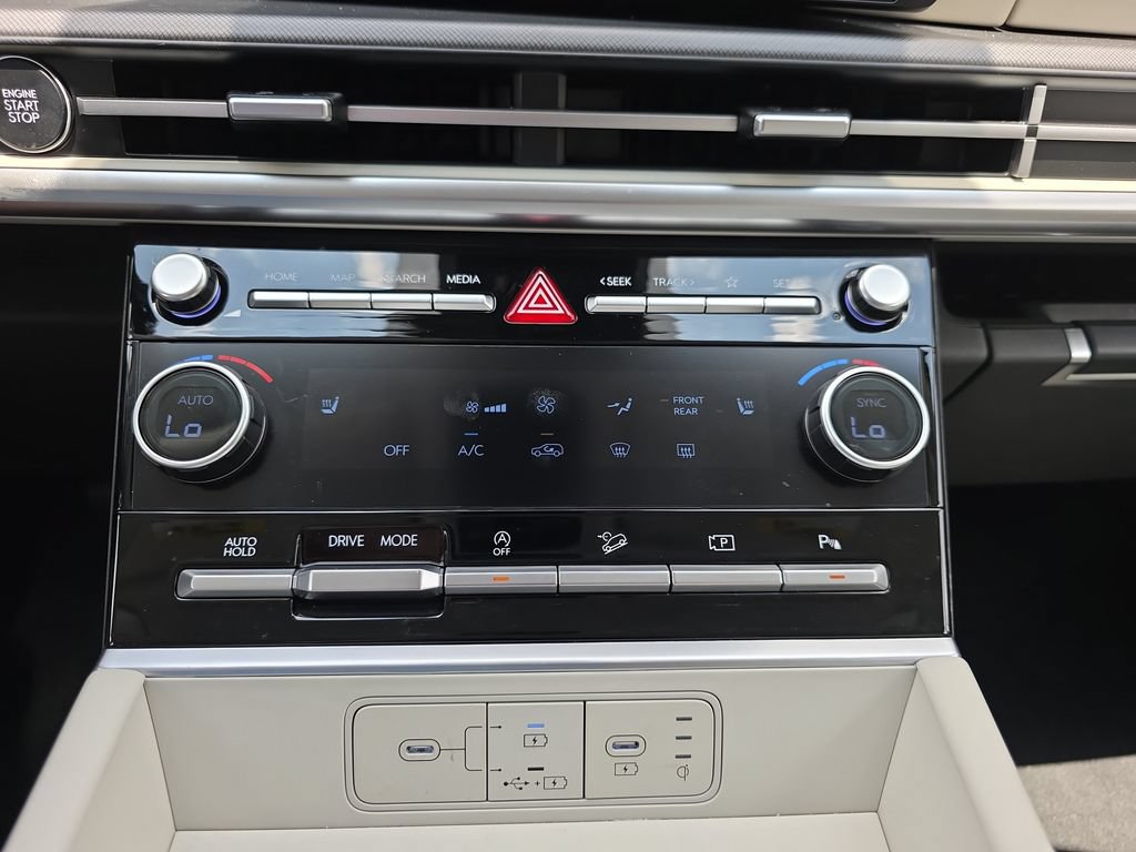 New 2026 Hyundai Santa Fe SEL FWD image 26