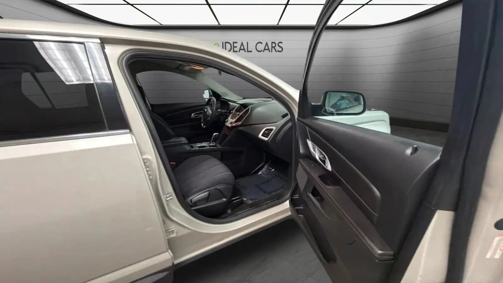 Used 2015 GMC Terrain SLE FWD image 23