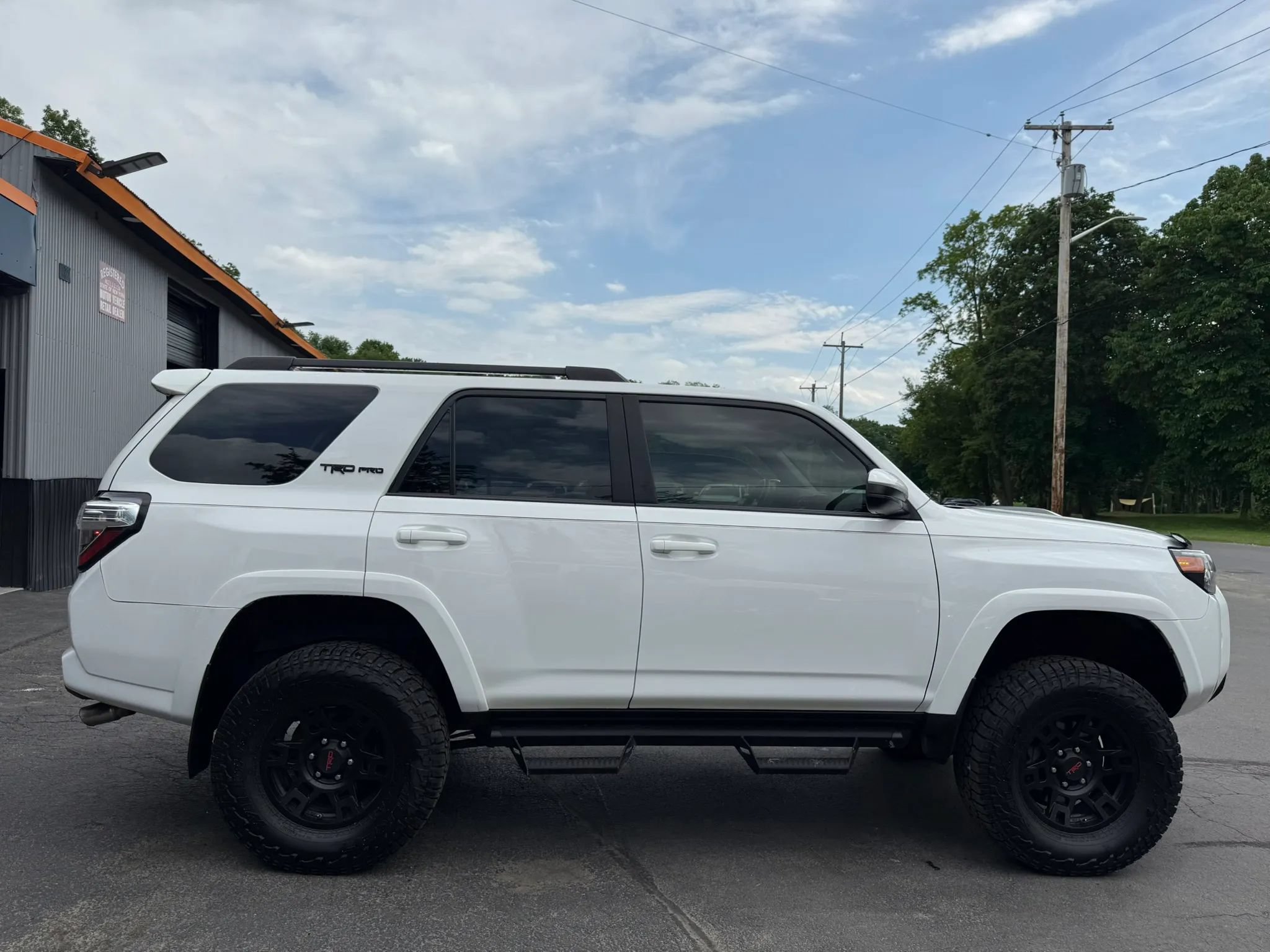 Used 2017 Toyota 4Runner TRD Pro AWD/4WD image 7