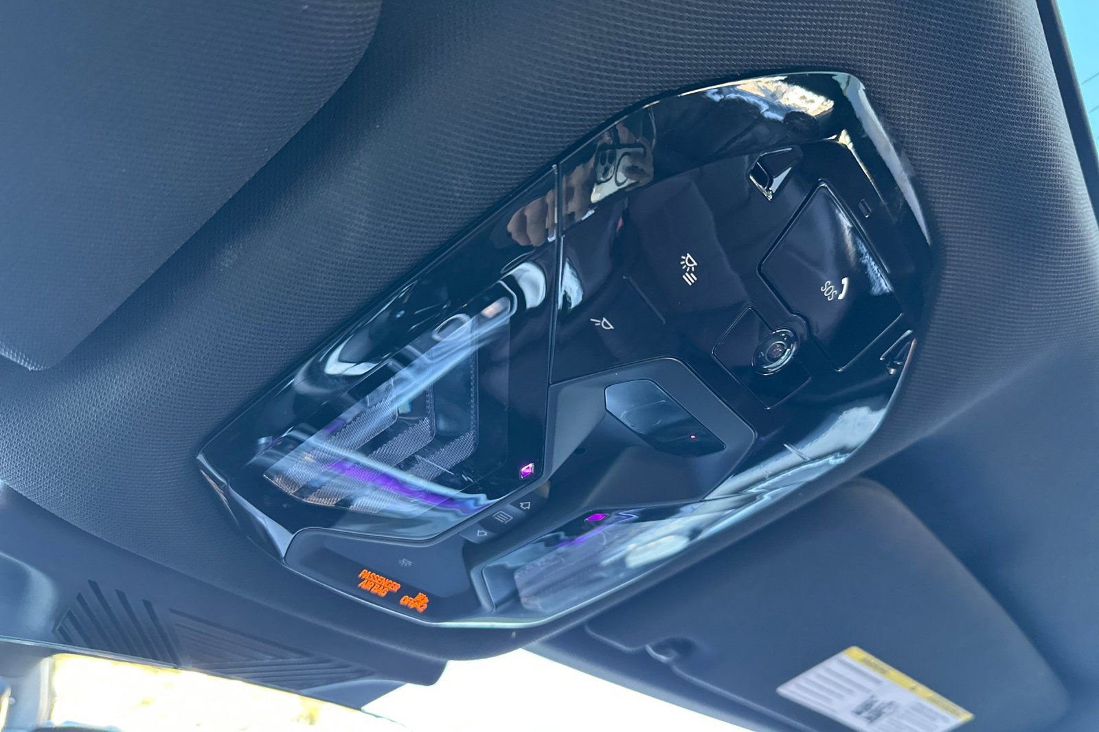 Used 2025 BMW 740i image 23