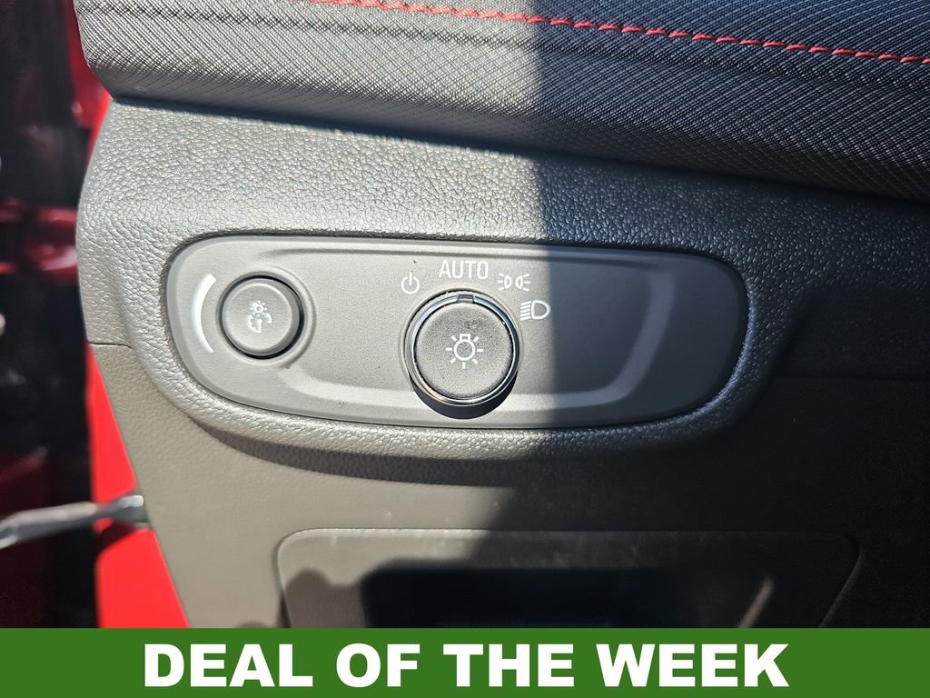 Used 2025 Chevrolet TrailBlazer RS w/ Convenience Package image 26