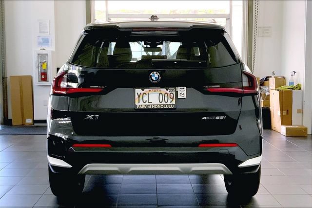 Used 2026 BMW X1 xDrive28i AWD/4WD image 4
