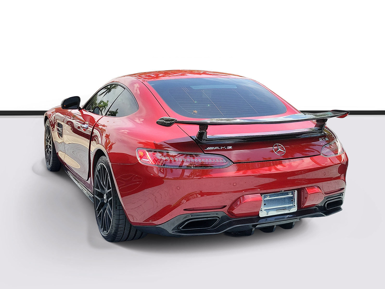 Used 2016 Mercedes-Benz AMG GT S image 3