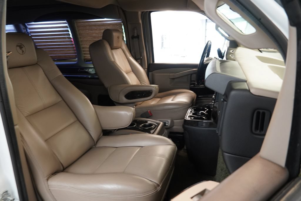 Used 2016 GMC Savana 2500 RWD image 39