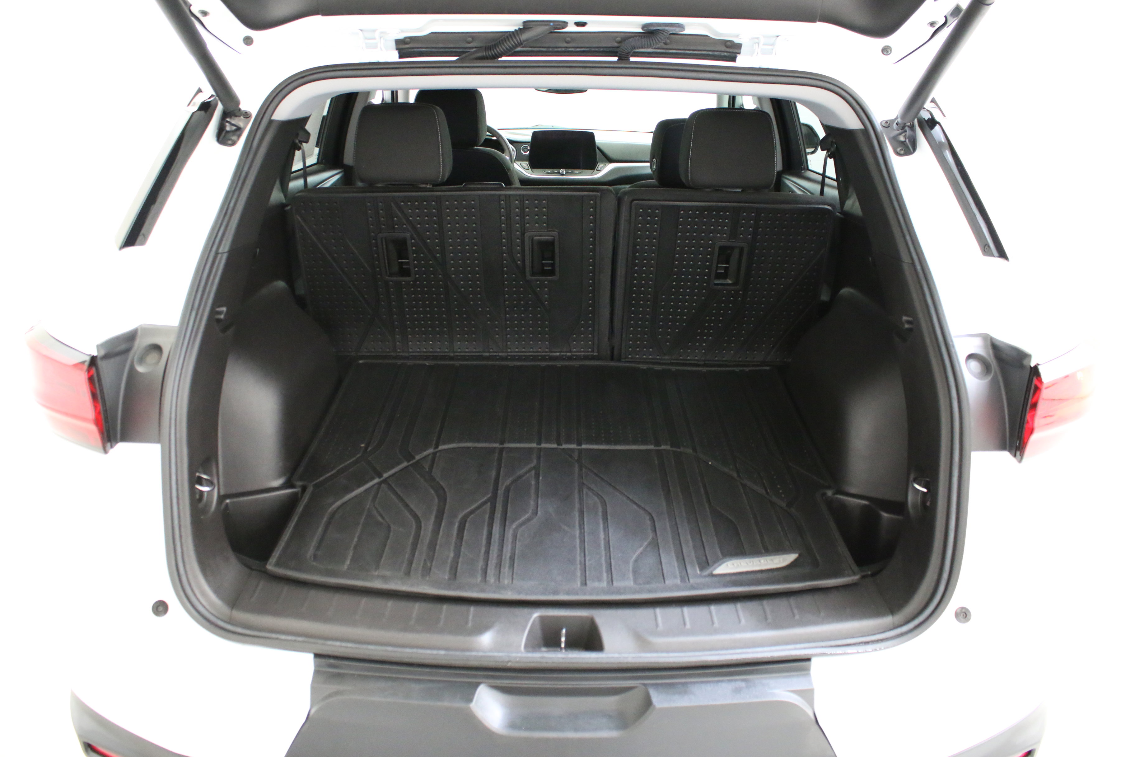 Used 2024 Chevrolet Blazer LT w/ Convenience Package AWD/4WD image 19